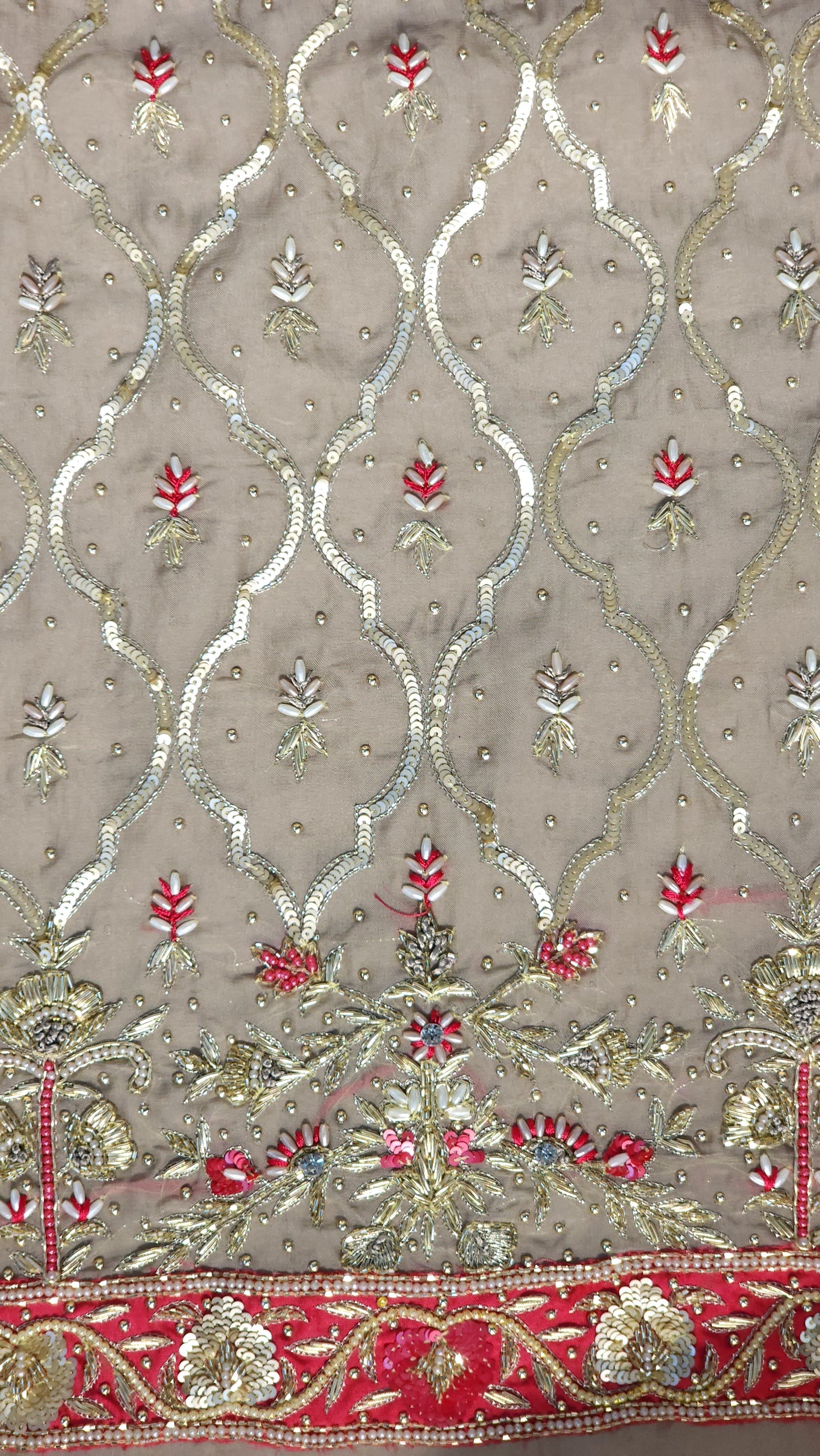 Mouse shade with pink neck design suit in pure organza