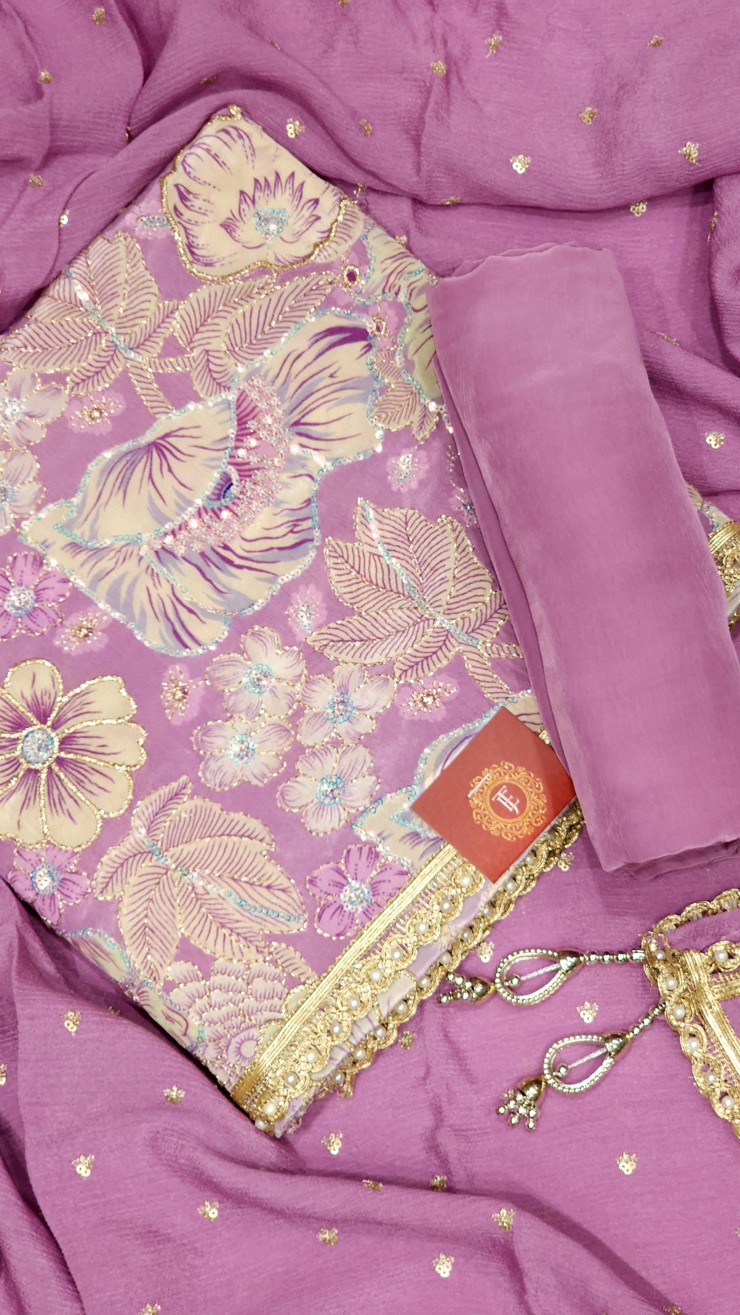 Material Suits Floral Printed On Pure Crepe