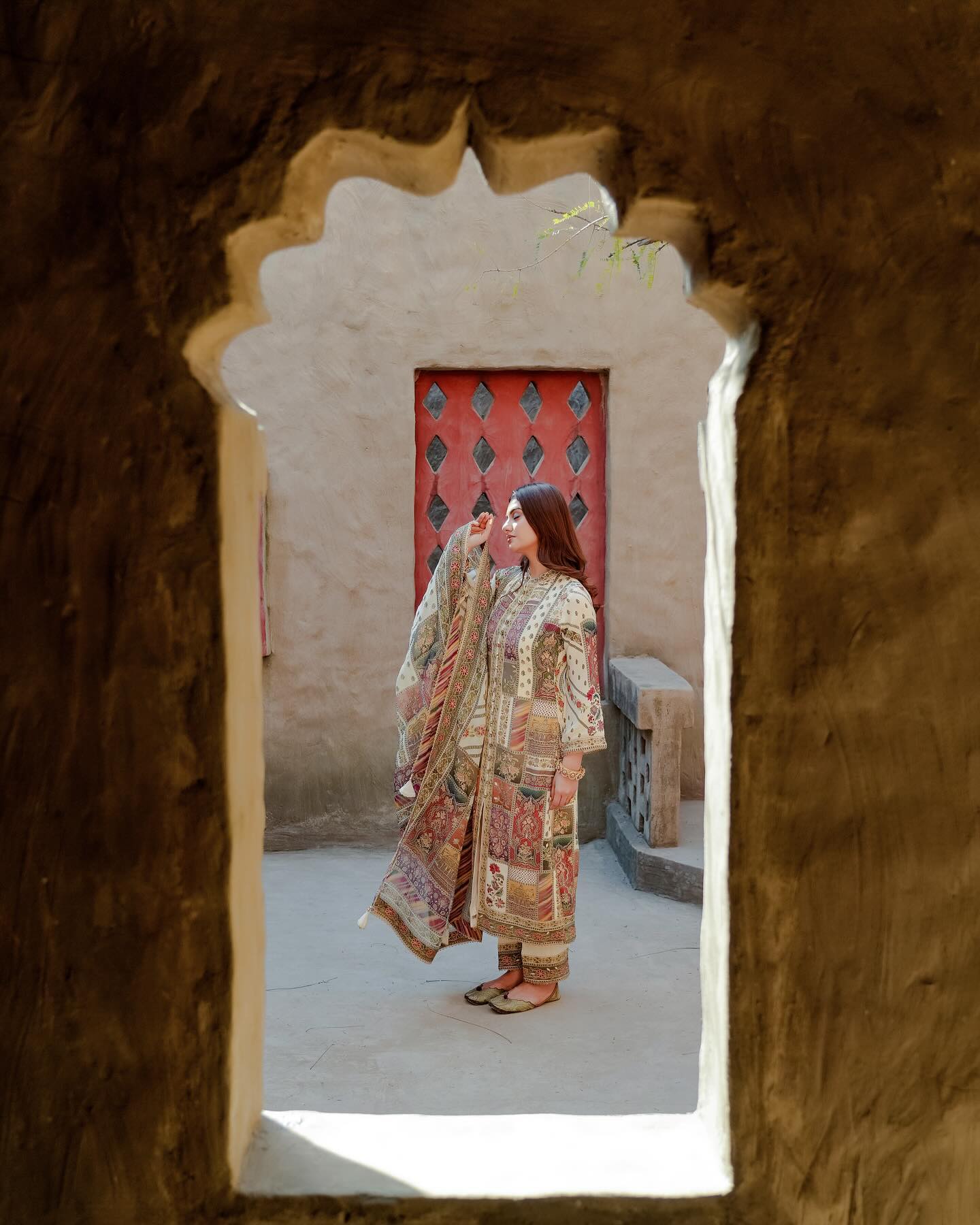 Hyatt - Sophisticated Palazzo Suit