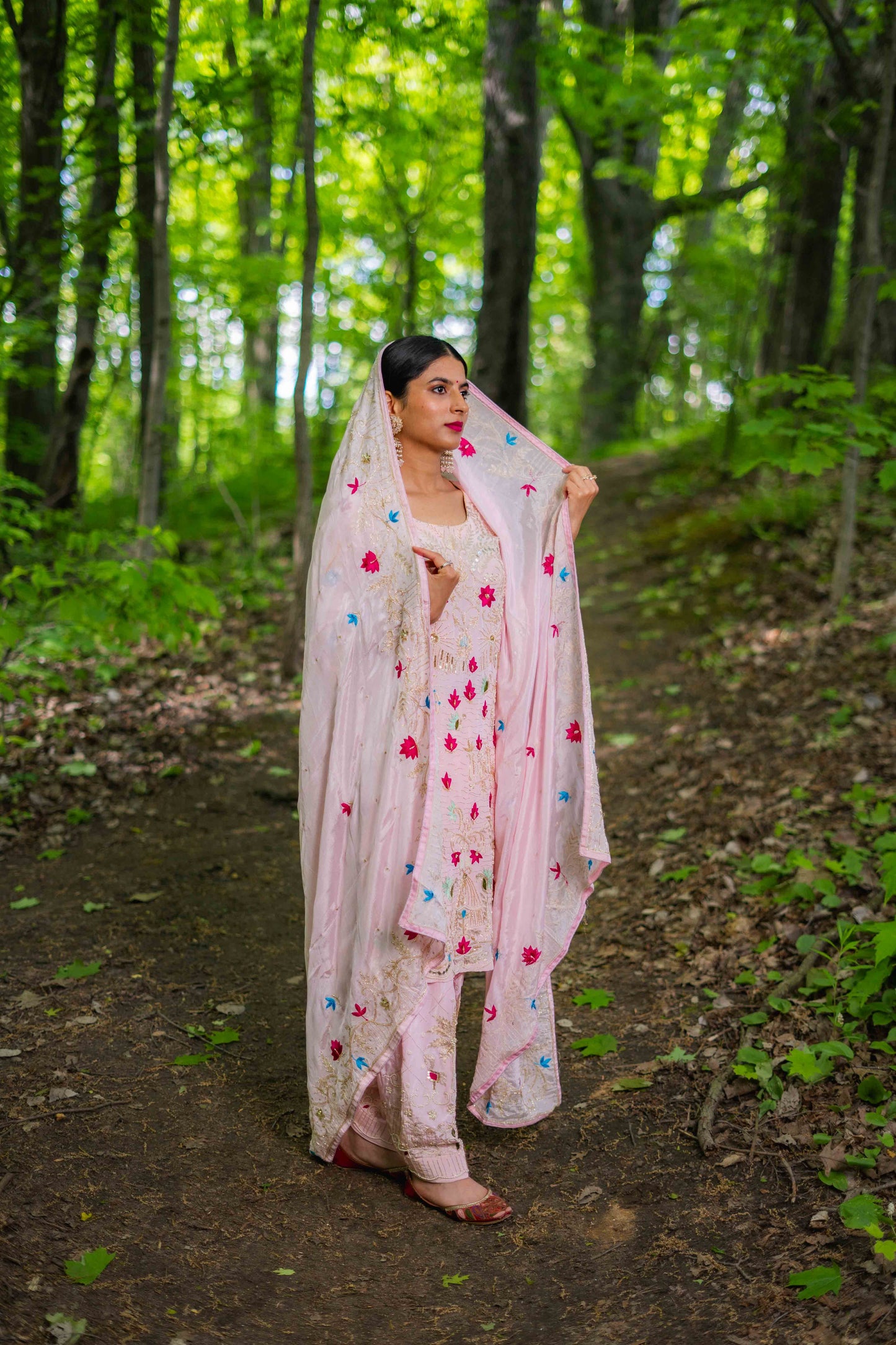 Bridal Suit – Zardosi & Pearl Masterpiece