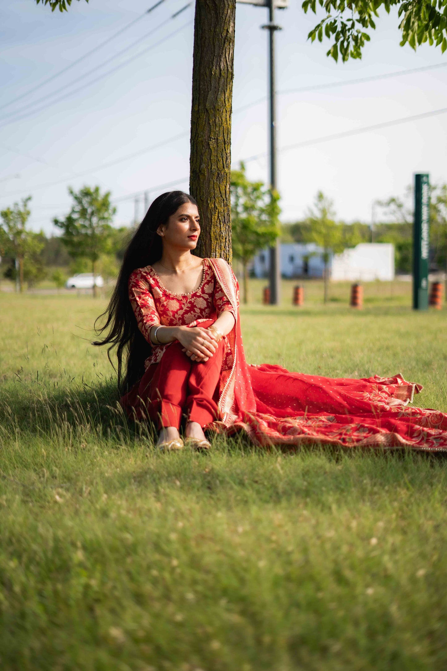 Banarasi Salwar Suit – Versatile Elegance