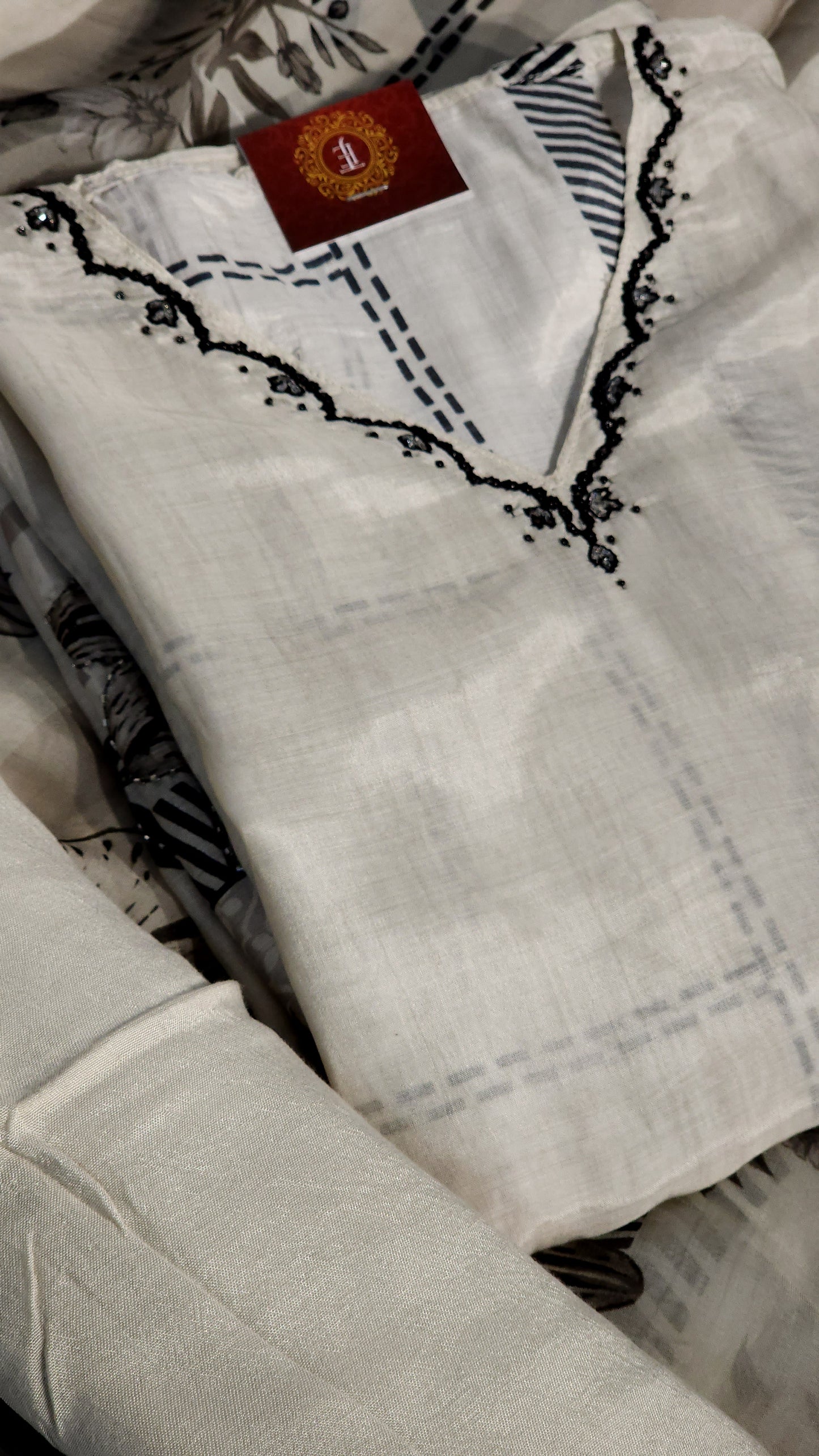Versatile Off-White Printed Muslin Suit